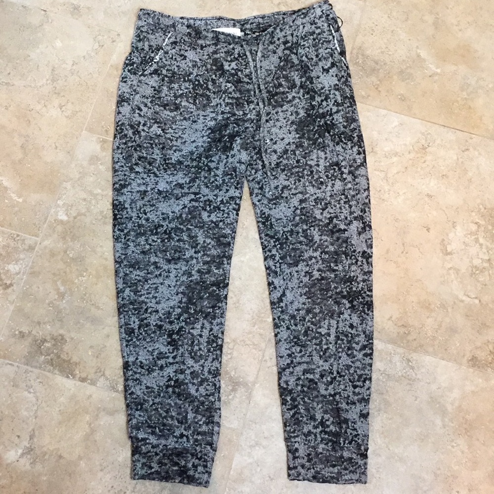Bella Dahl Jogger Raw Edge Pocket Burnout NWT - Picture 3 of 6